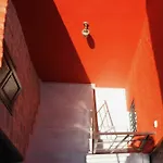 32 Old Town 3*