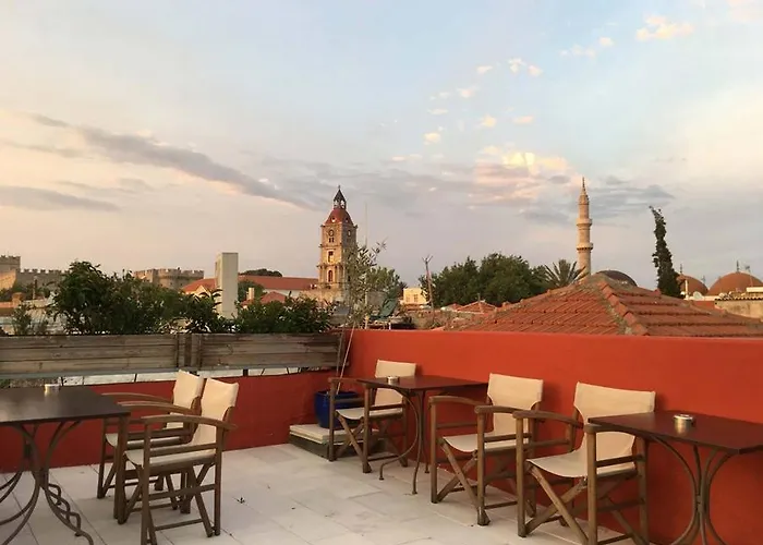 32 Old Town Rhodes City