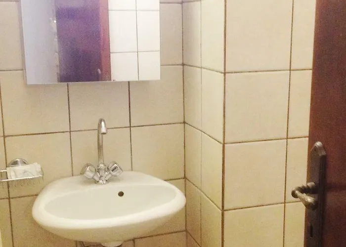 32 Old Town 招待所