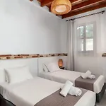 32 Old Town