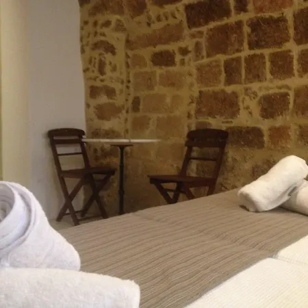 32 Old Town Pensiune 3*