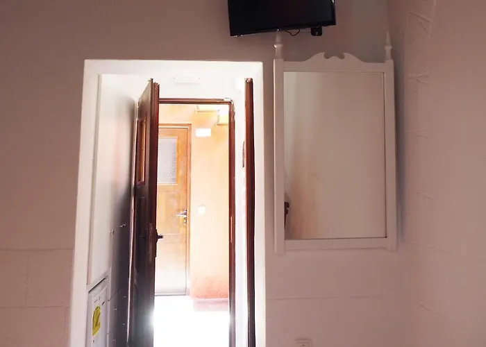 Pensiune 32 Old Town