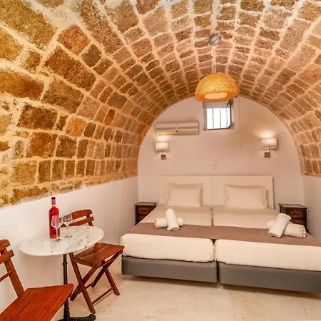 32 Old Town Guest house Rhodes City