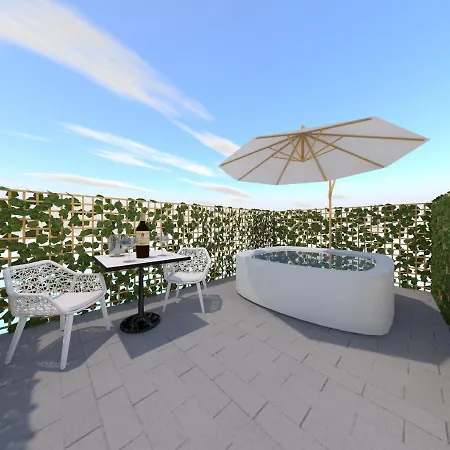 32 Old Town Guest house 2*