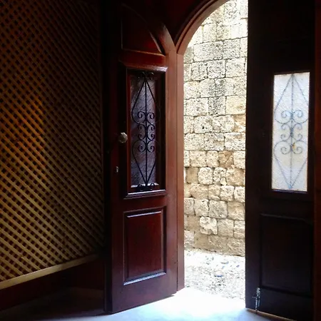 Πανσιόν 32 Old Town Rhodes City