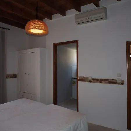 Πανσιόν 32 Old Town 3*