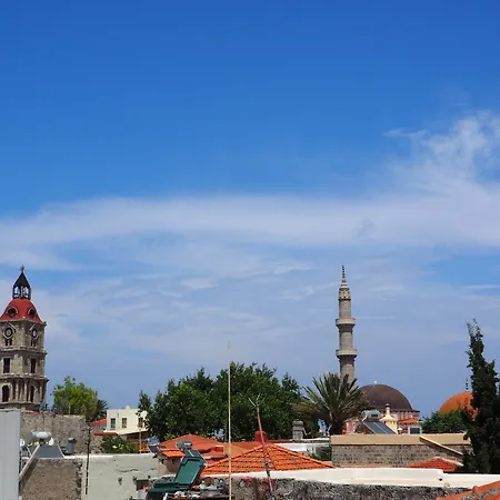 Πανσιόν 32 Old Town